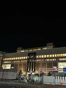 夜の札幌駅